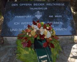 Die neue Gedenktafel am 21.10.2012 Die neue Gedenktafel am 21.10.2012