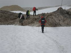 Aufstieg zur Zugspitze
Sonn Alpin Hütte im Schnee Aufstieg zur Zugspitze
Sonn Alpin Hütte im Schnee